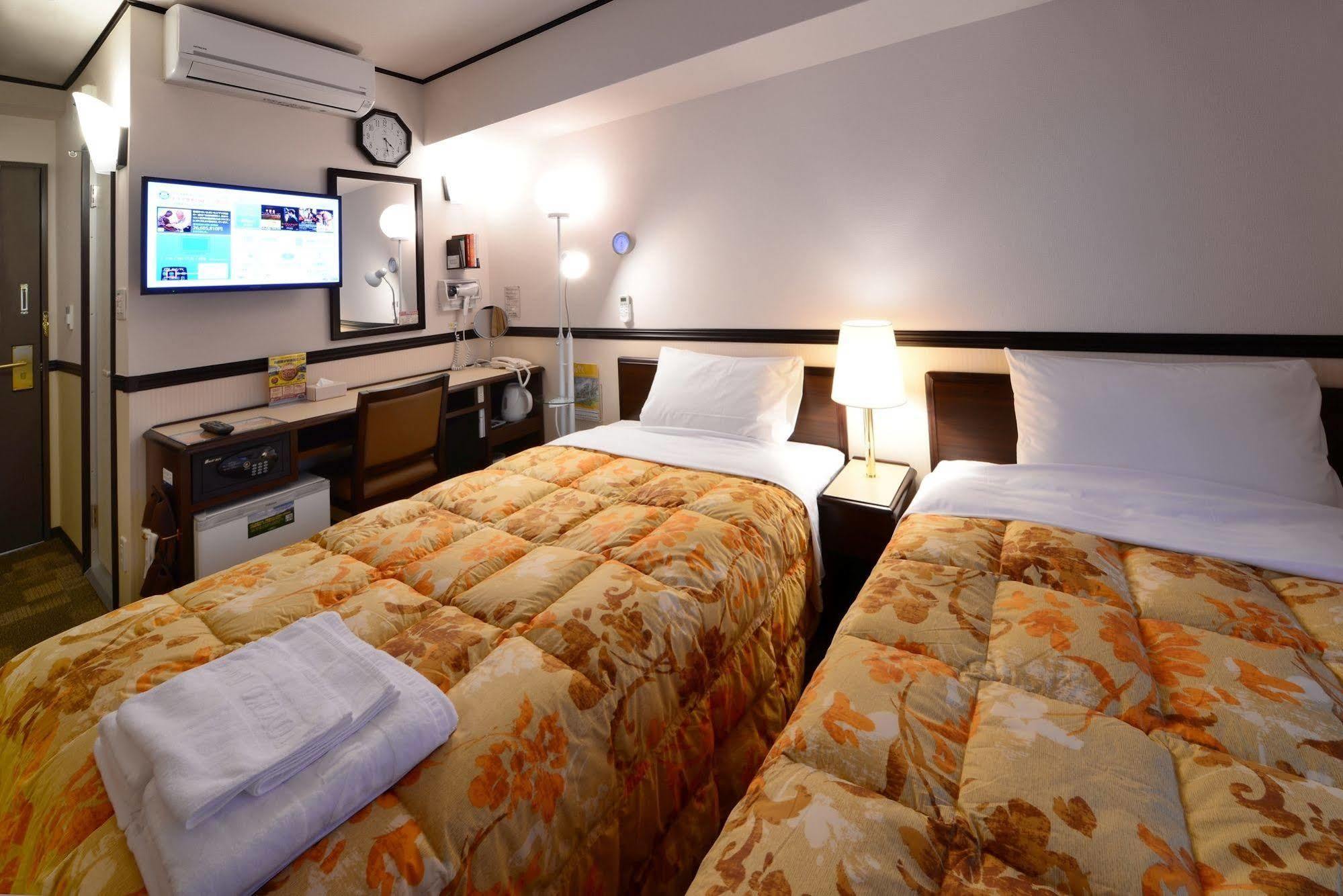 Toyoko Inn Oita Nakatsu Ekimae Eksteriør bilde